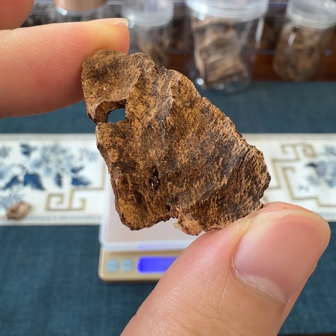 沉香海南熟结壳子