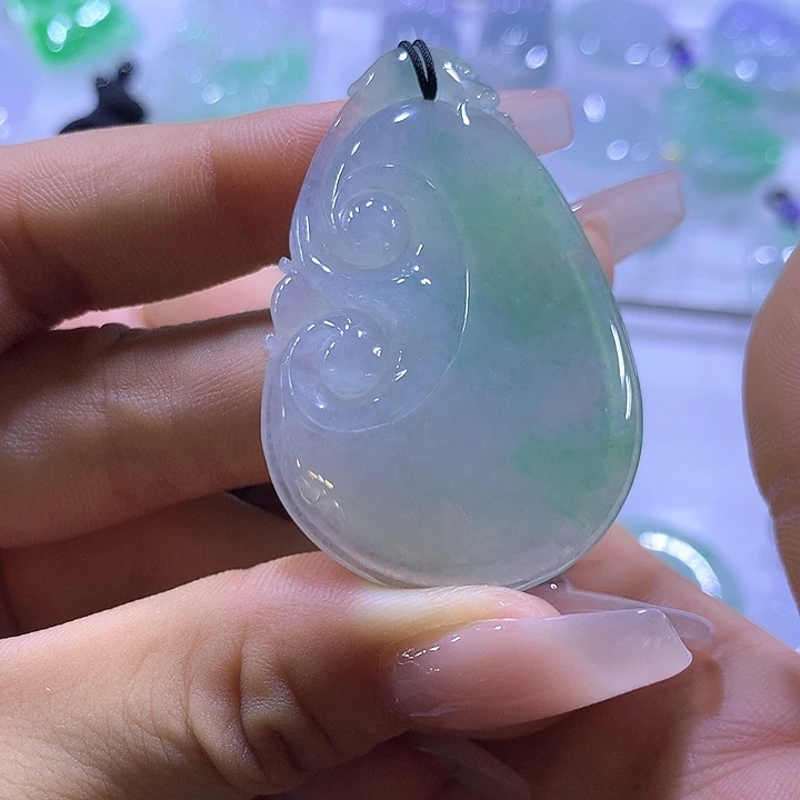 翡翠未镶嵌颈饰天然翡翠A货吊坠