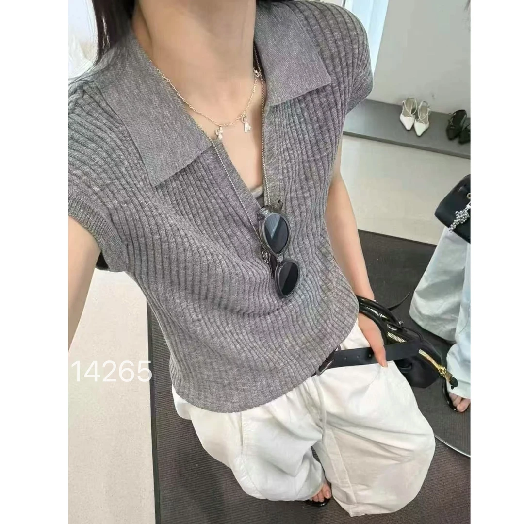 14265（部分无水洗唛，介意慎拍）SANFAN新款翻领剪刀领针织小飞袖