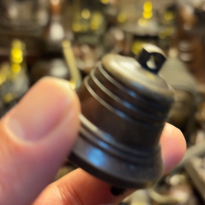 铜器摆件    点击下单