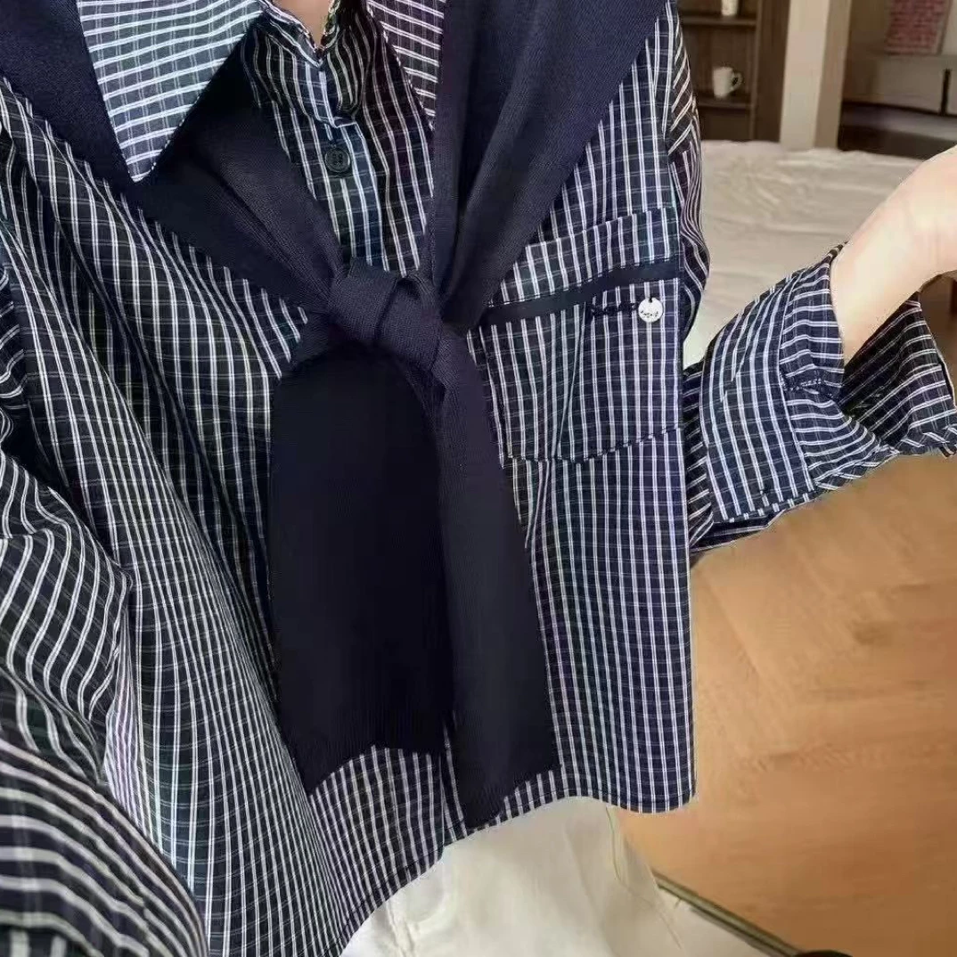 早秋新款潮流气质带披肩口袋标志格子衬衫