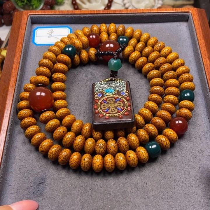 星月菩提吊坠菩提