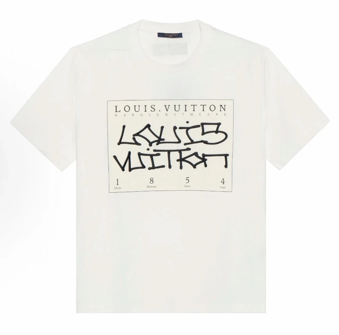 未使用 LouisVuitton/路易威登 字母logo印花圆领短袖4L码