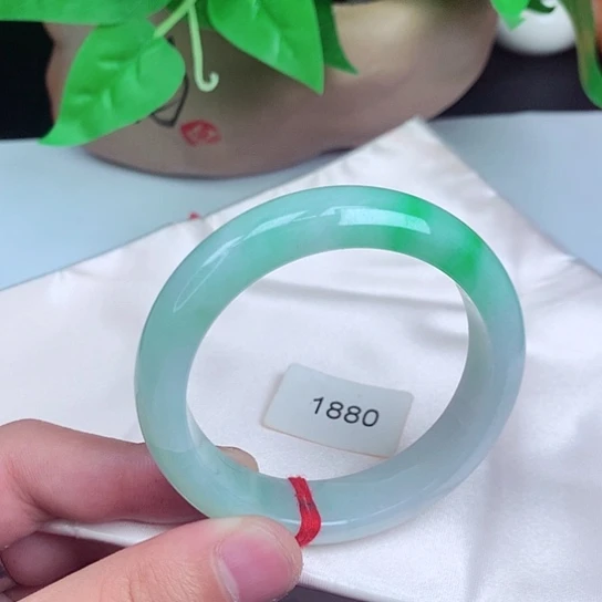 翡翠手镯未镶嵌正圈041