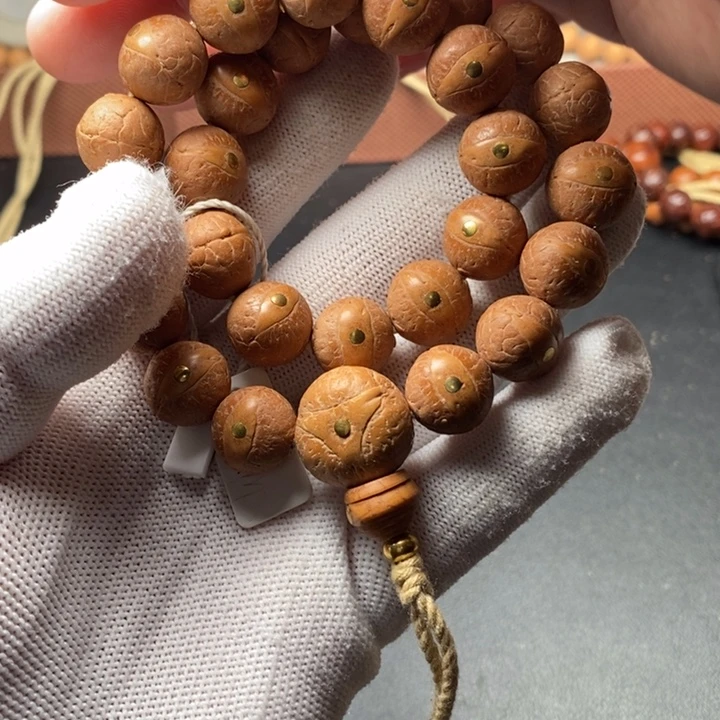 手串凤眼菩提14mm铜钉27颗