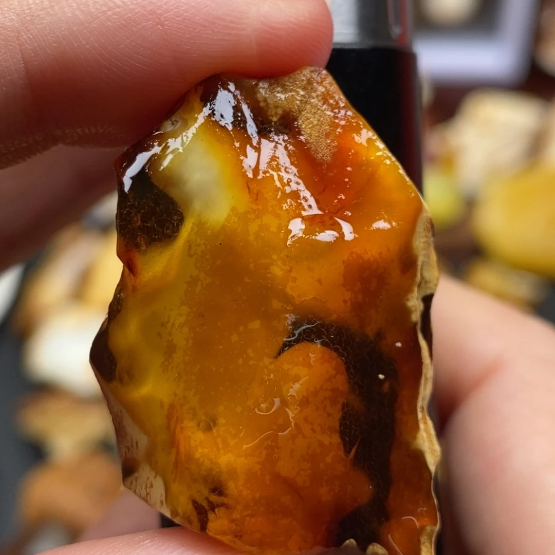 定制琥珀未镶嵌蜜蜡