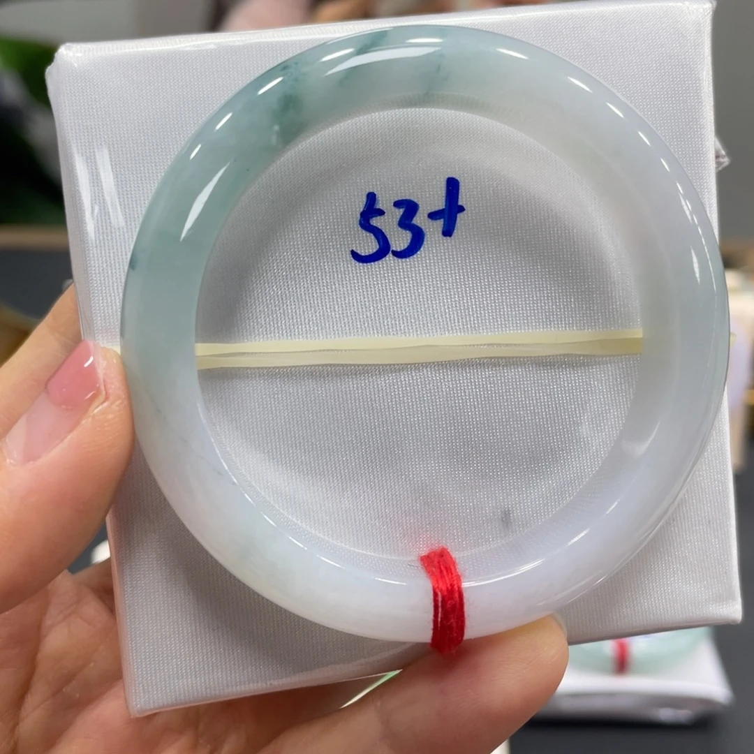 翡翠未镶嵌手镯翡翠