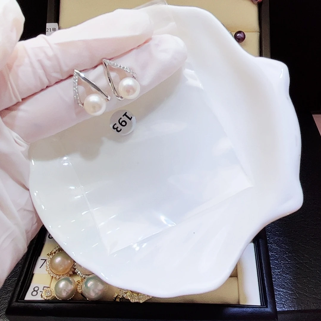 银S925镶嵌耳饰淡水珍珠