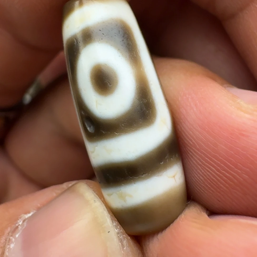 長***.非金属非金属仿纯两眼项链