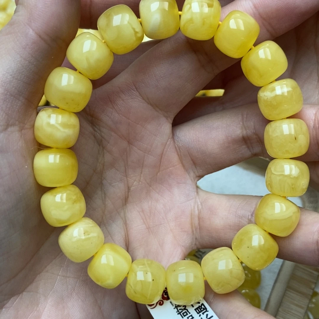 琥珀未镶嵌珠宝奇石23