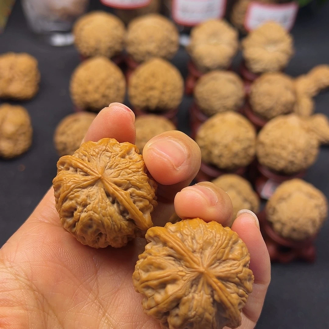 吊坠文玩核桃玉枣36