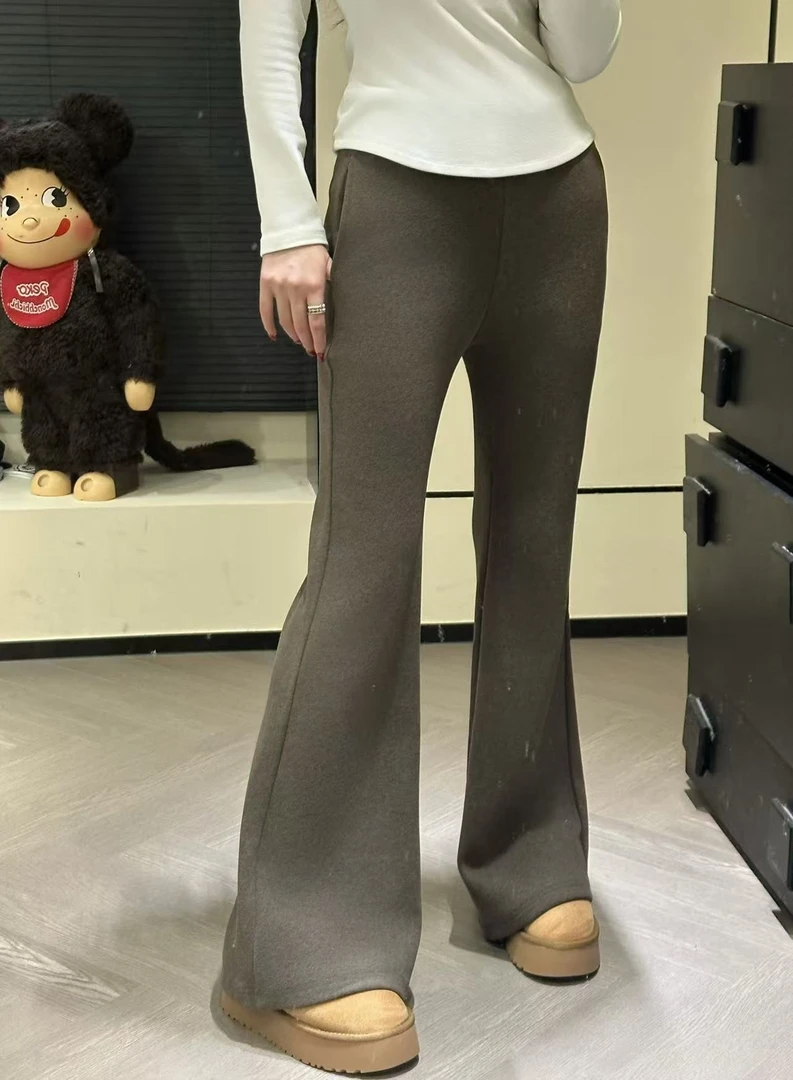 金佳佳【超模退】长腿比例既视感｜云感漫步松弛慵懒拖地微喇裤