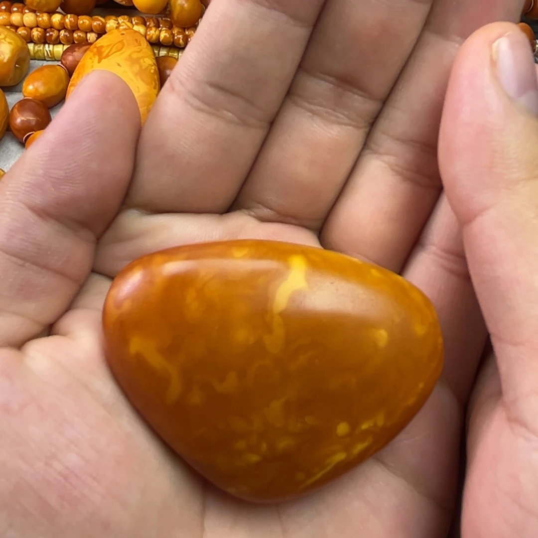 蜜蜡吊坠(不含链)未镶嵌