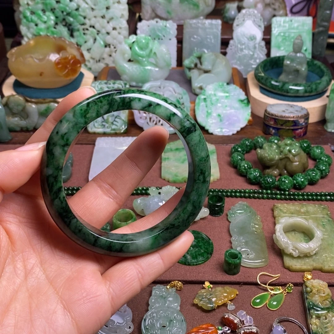 九***翅翡翠未镶嵌挂件1111111111111111