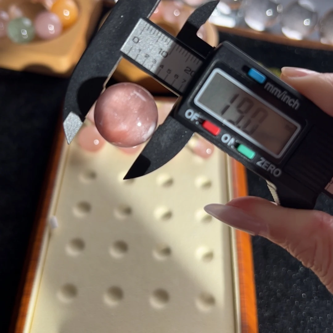 墨***o水晶手链未镶嵌19m不打孔不退不换