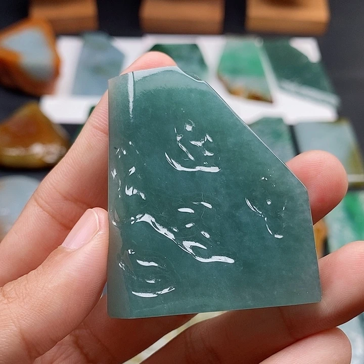 定制翡翠未镶嵌翡翠