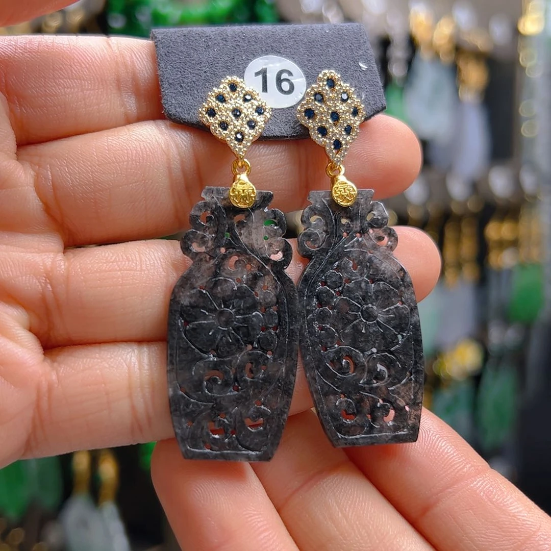 未镶嵌翡翠耳饰博*彤