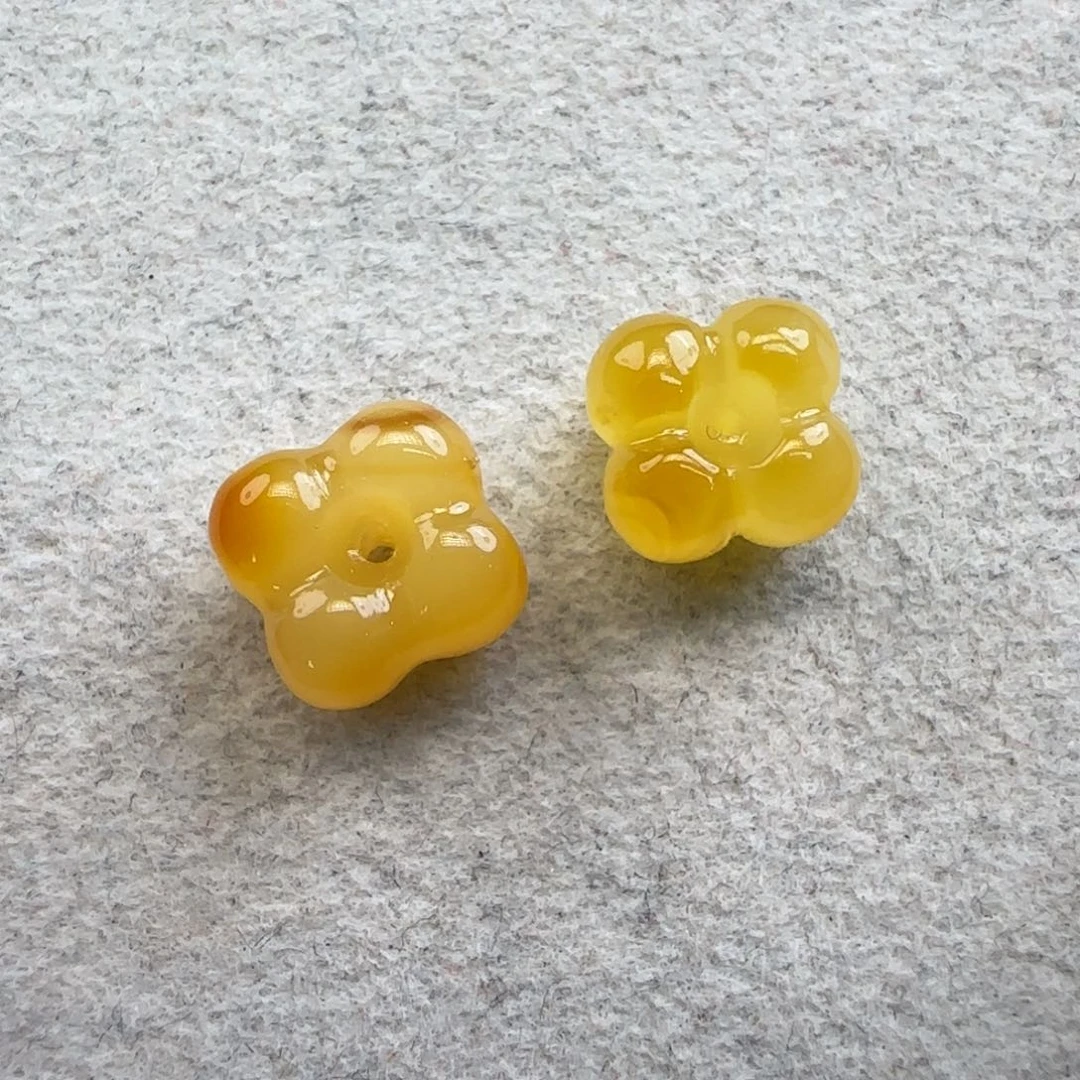 琥珀颈饰未镶嵌琥珀