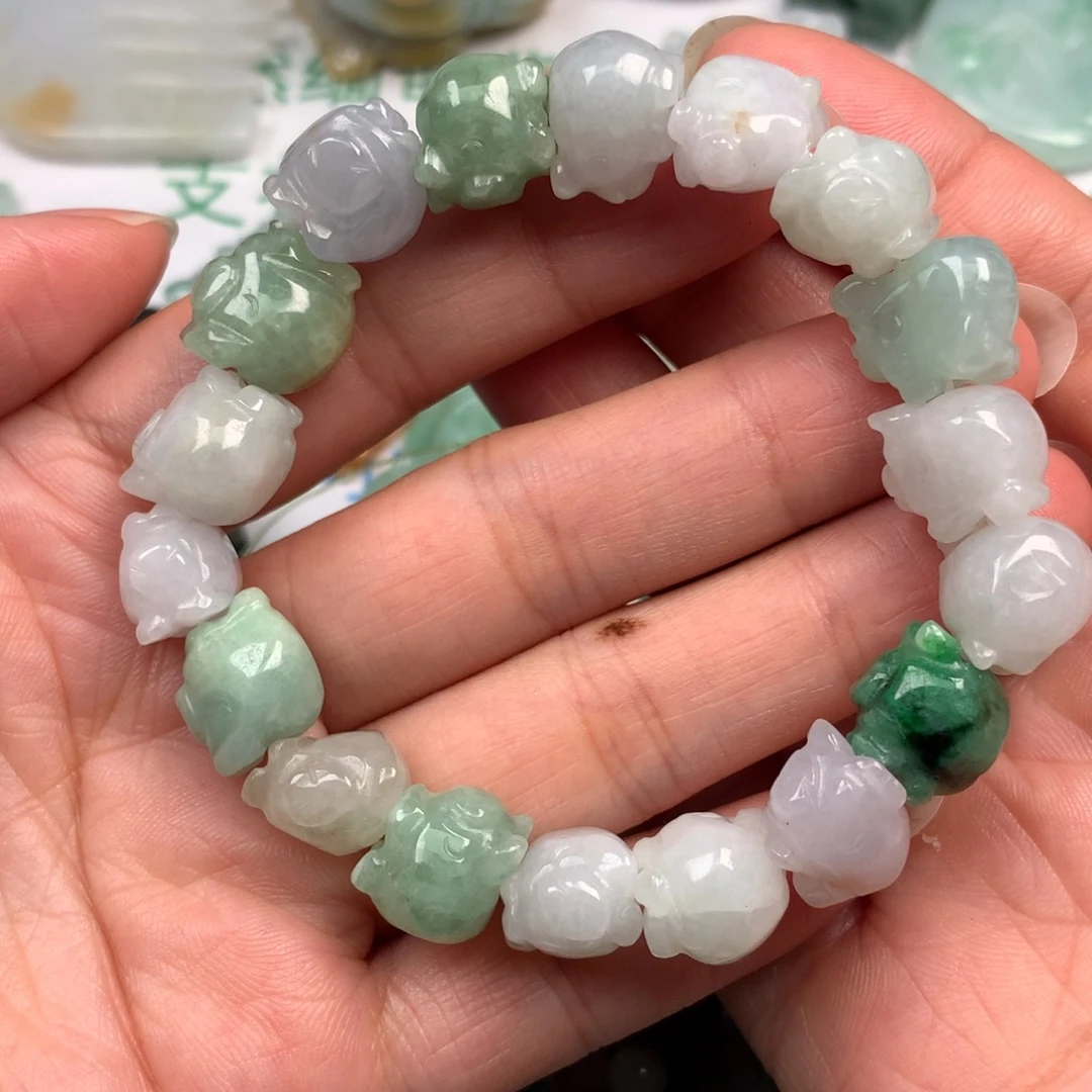 翡翠未镶嵌颈饰翡翠