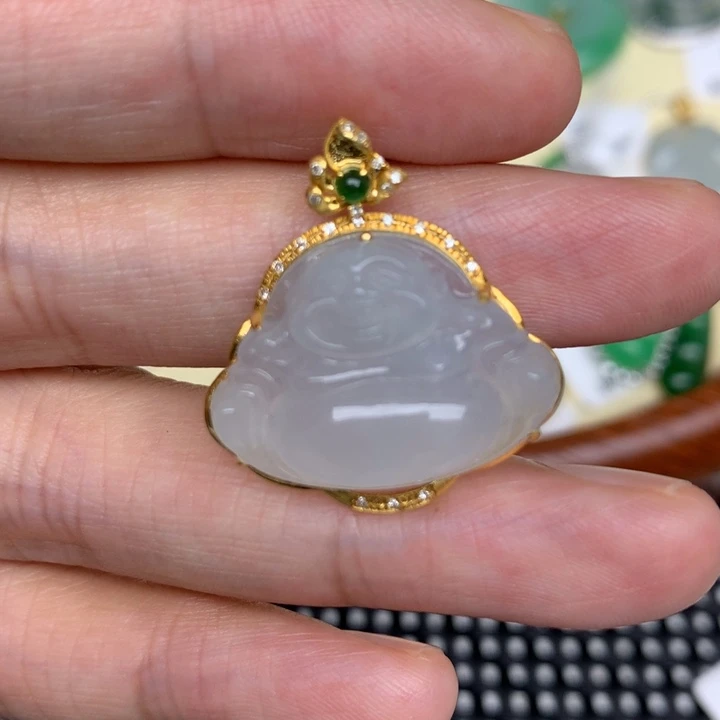 颈饰18K金镶嵌翡翠蔡*博