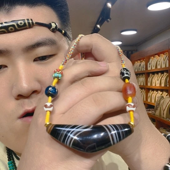 未镶嵌玛瑙/玉髓珠宝奇石