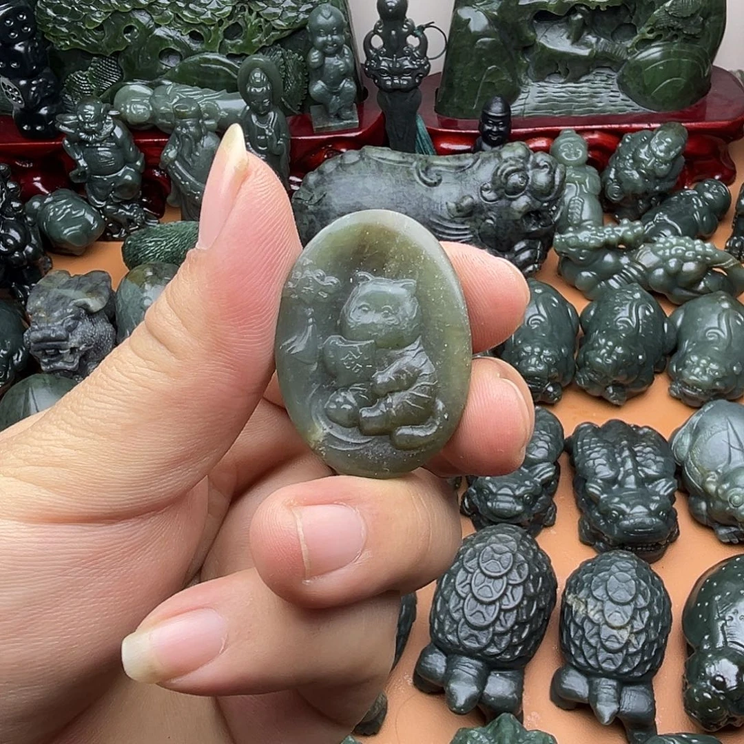 和田玉未镶嵌挂件