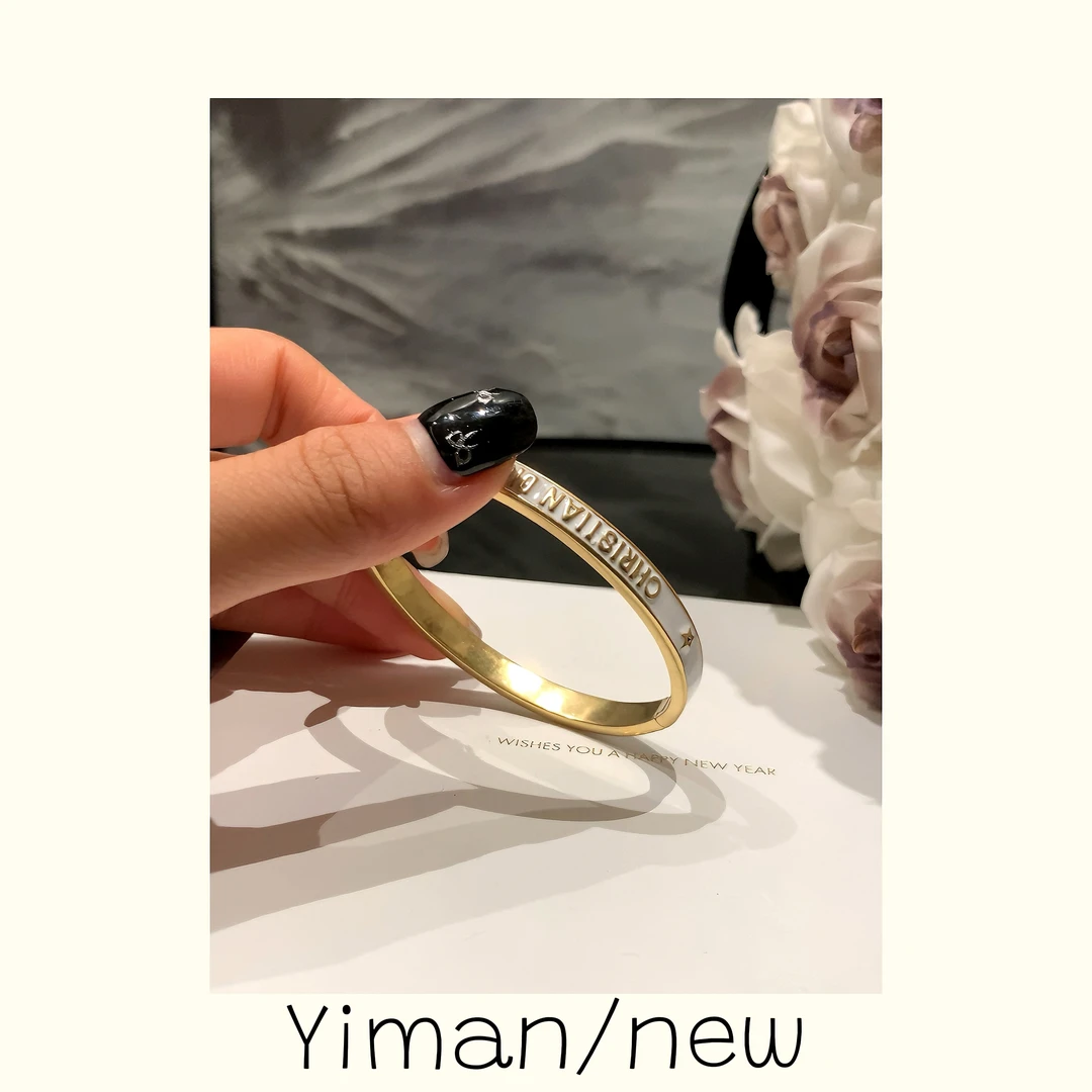 铜合金珐琅手镯 法式高级感白色珐琅字母手镯MZ3592