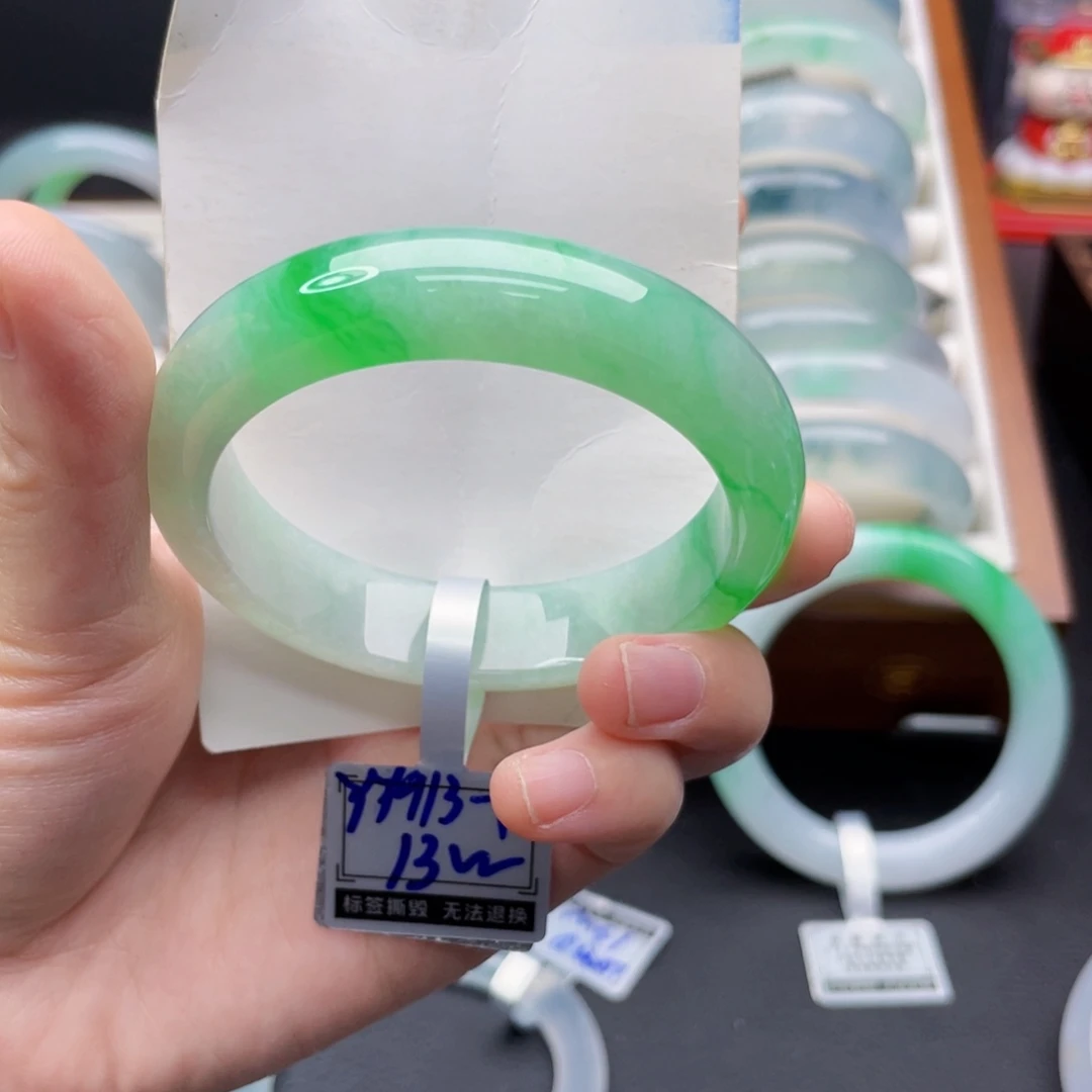 未镶嵌手镯翡翠50.5白底青