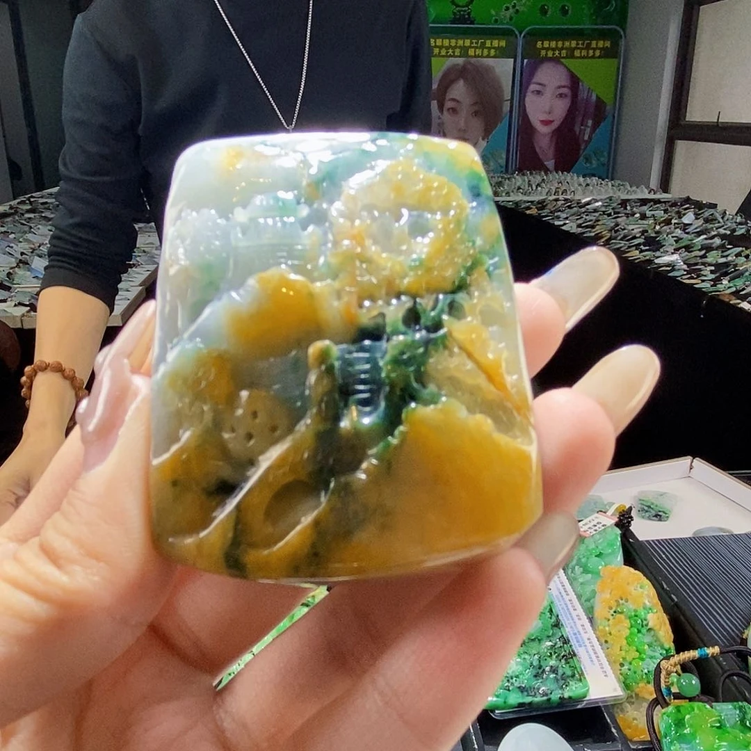 颈饰未镶嵌翡翠翡翠