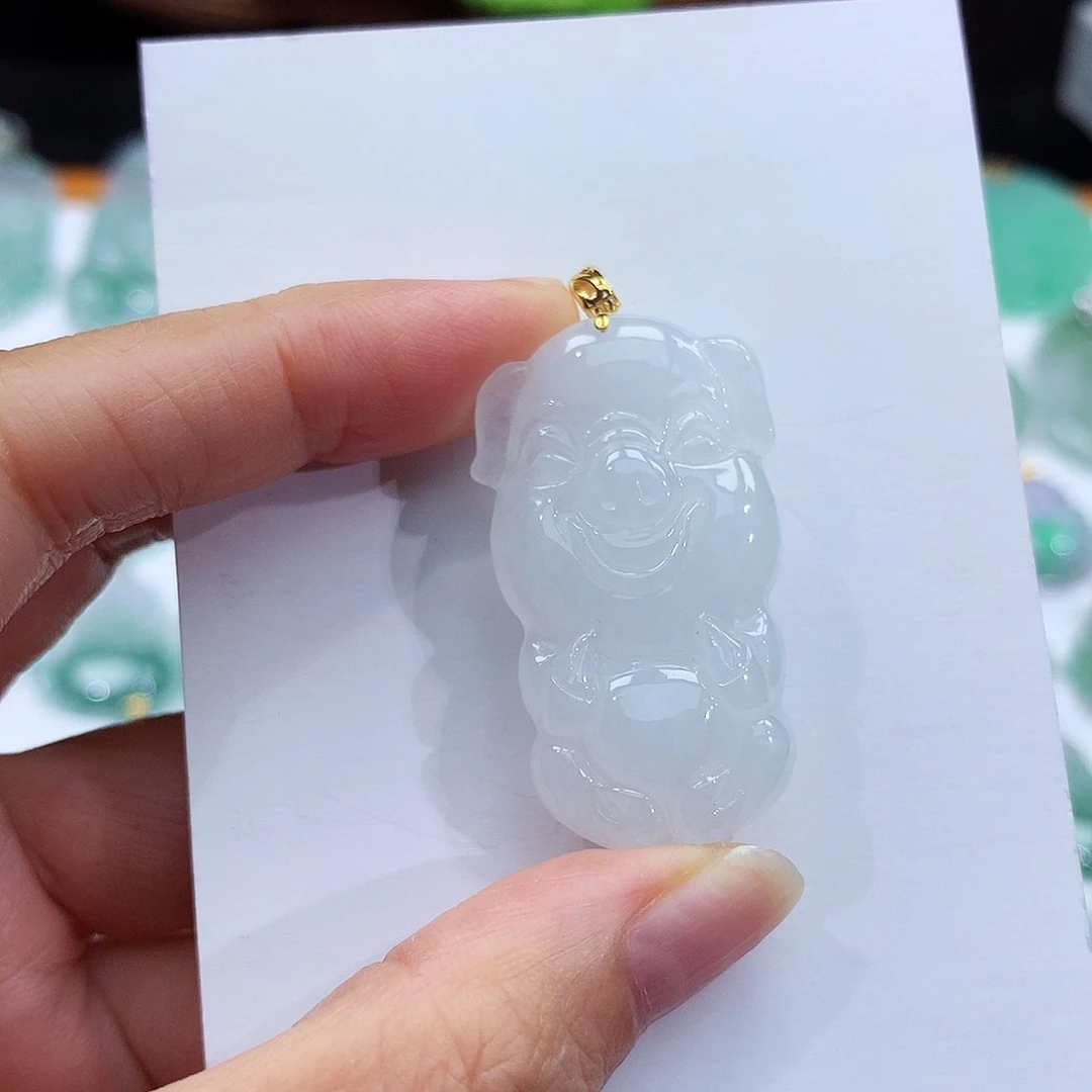 翡翠18K金镶嵌颈饰翡翠吊坠