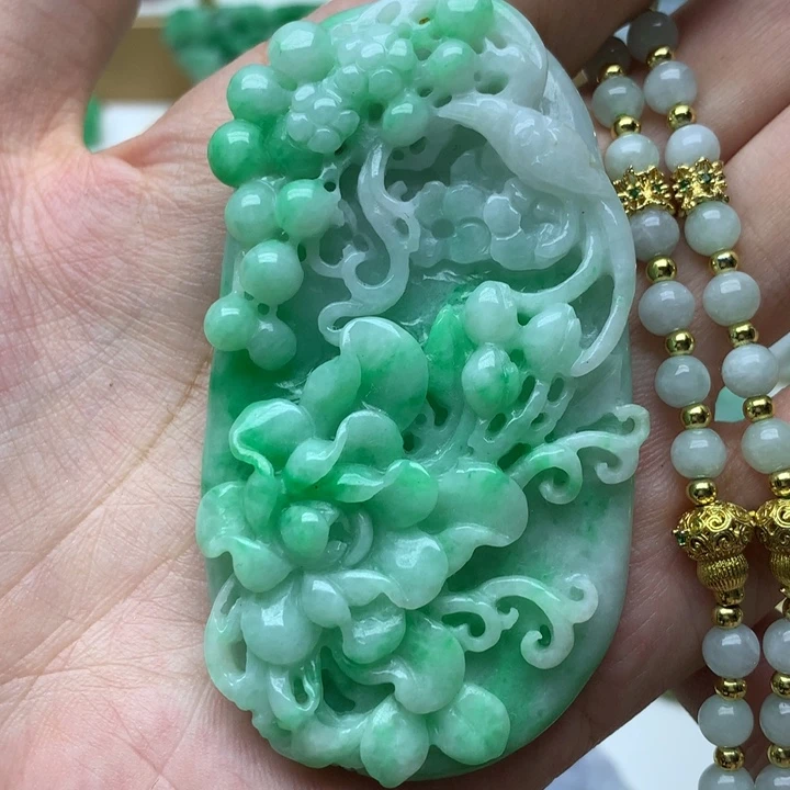 颈饰未镶嵌翡翠翡翠