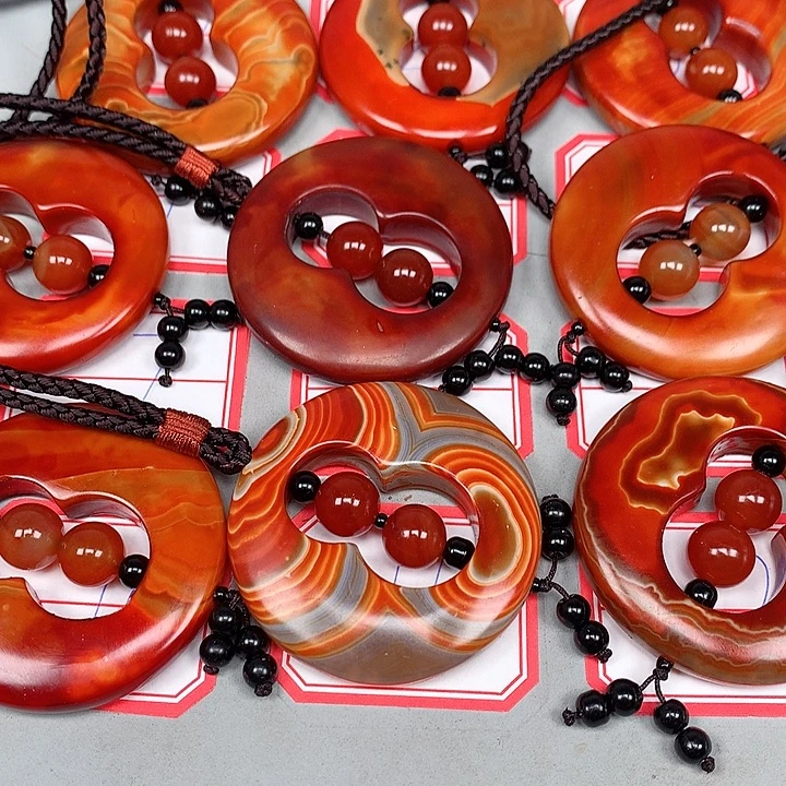 笑***生玛瑙/玉髓未镶嵌颈饰