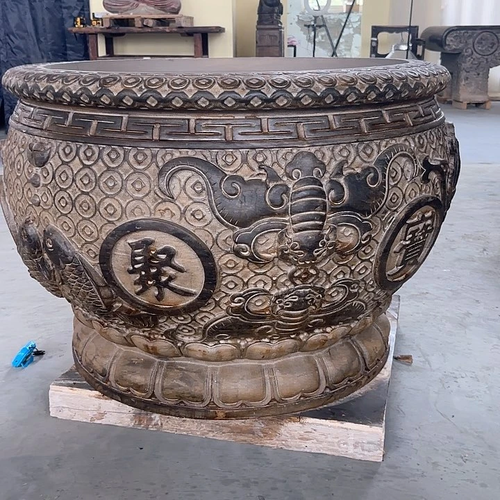 王*。竞拍不包邮……