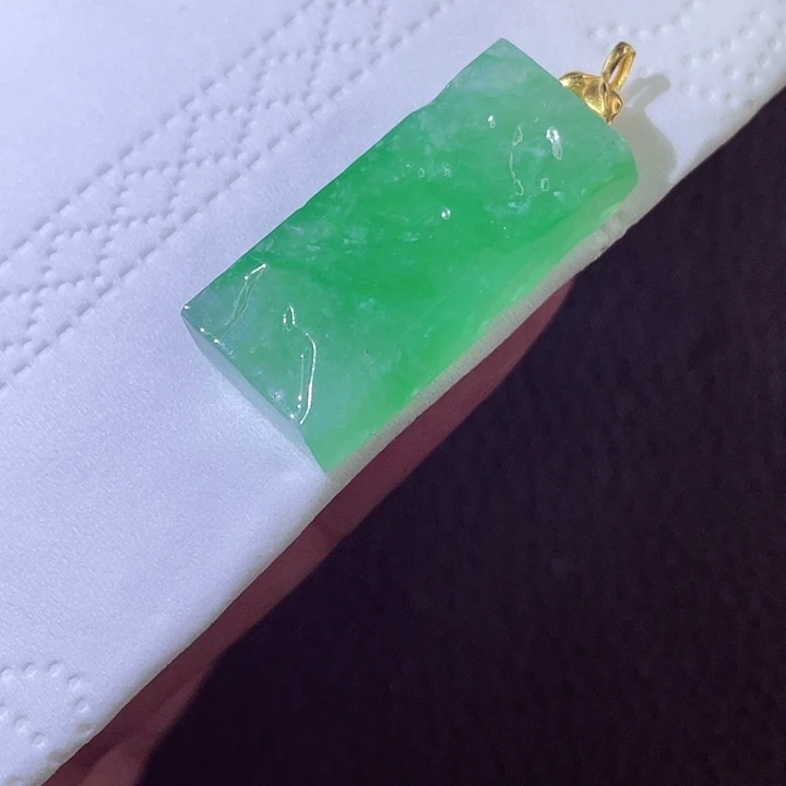 颈饰18K金镶嵌翡翠翡翠