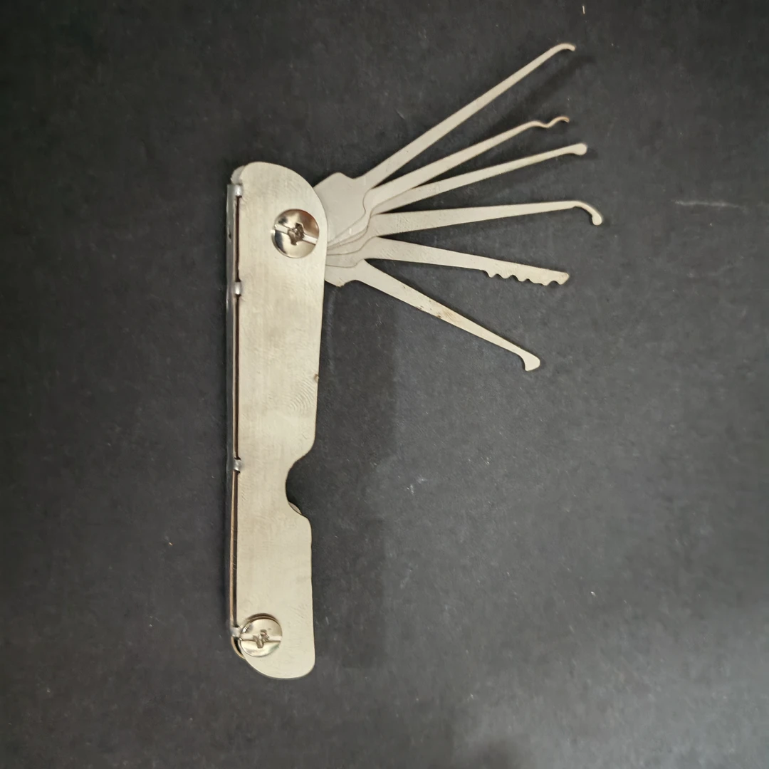 金属多功能小工具