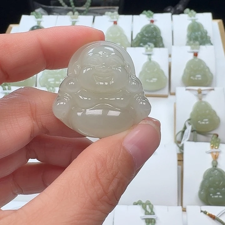 段****和田玉未镶嵌颈饰