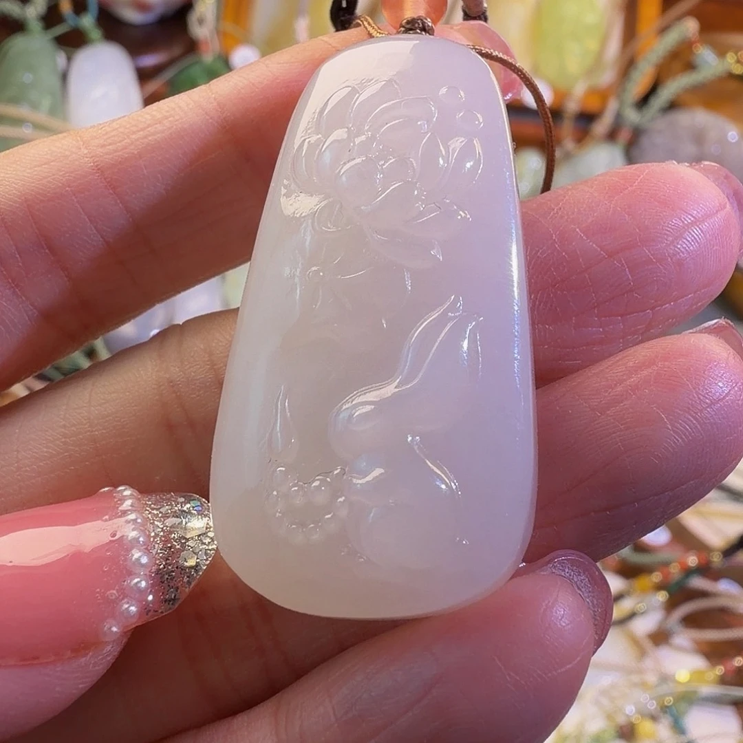 和田玉未镶嵌颈饰