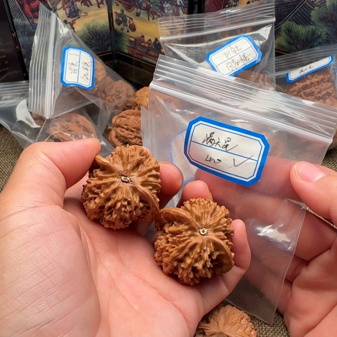 文玩核桃把件楊*杨发发发
