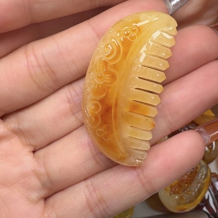 琥珀未镶嵌珠宝奇石