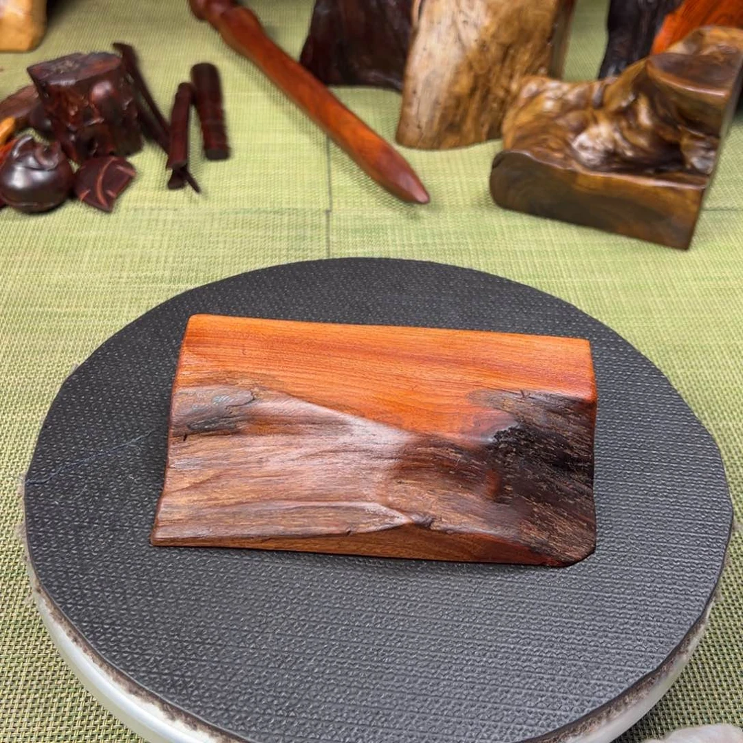 大果紫檀（缅甸花梨）禾*