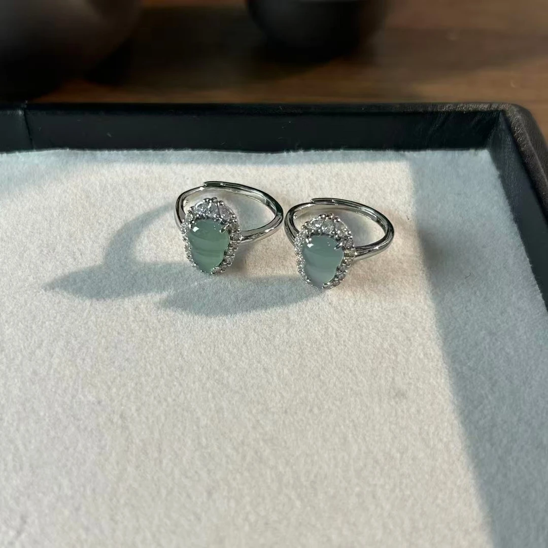 【睿泽鉴宝】翡翠葫芦戒指多样性发一 有瑕9*7*3 JYU4775