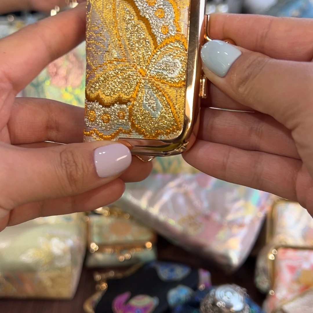 心***y织绣定制蝴蝶口红包