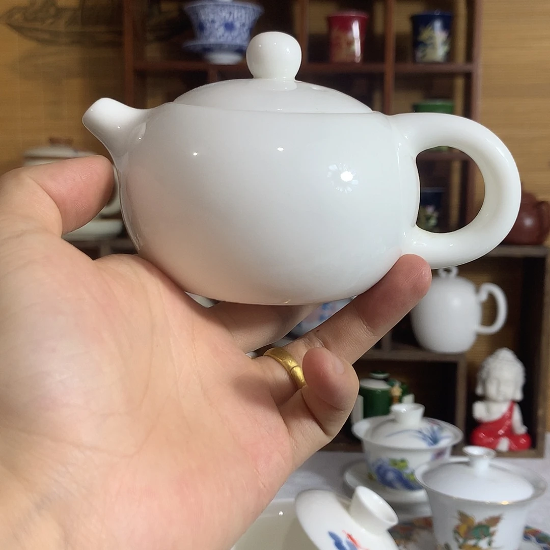 羊脂玉瓷西施壶1把