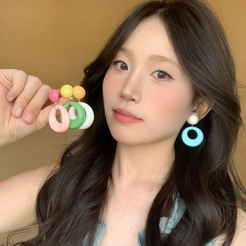 合金耳饰 夏日撞色圈圈耳环女小众设计圆圈耳钉2025春夏夸张耳饰