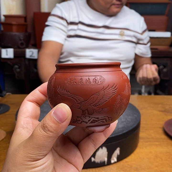 紫砂花盆货号一只大展翅膀
