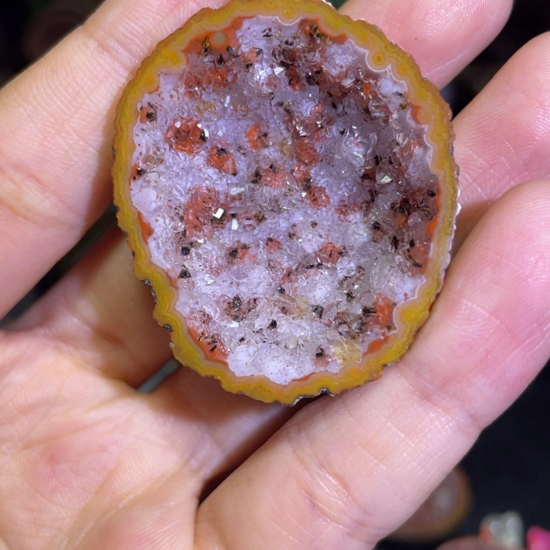 水晶大型摆件未镶嵌?*