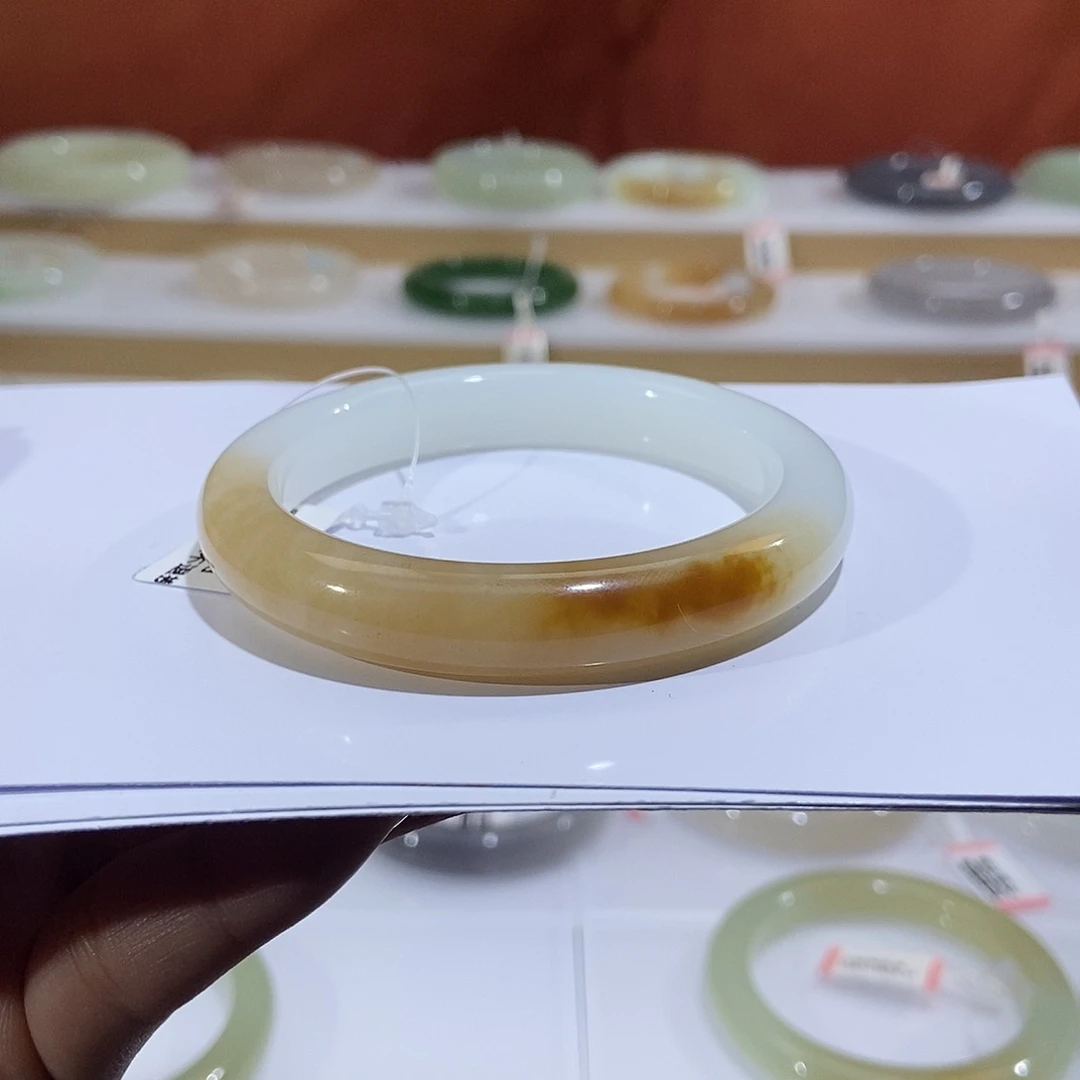 和田玉未镶嵌手镯妮 一口糖 聚糖 糖白羊脂白