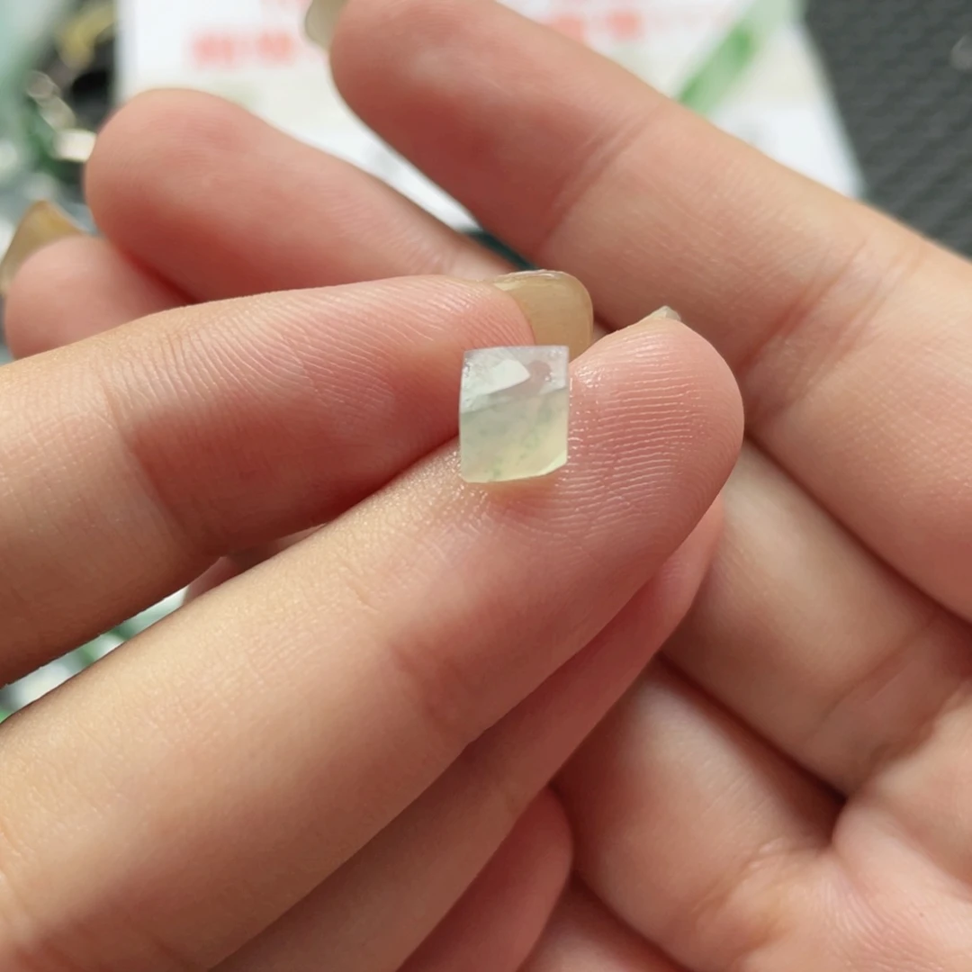 未镶嵌定制翡翠Y**  翡翠