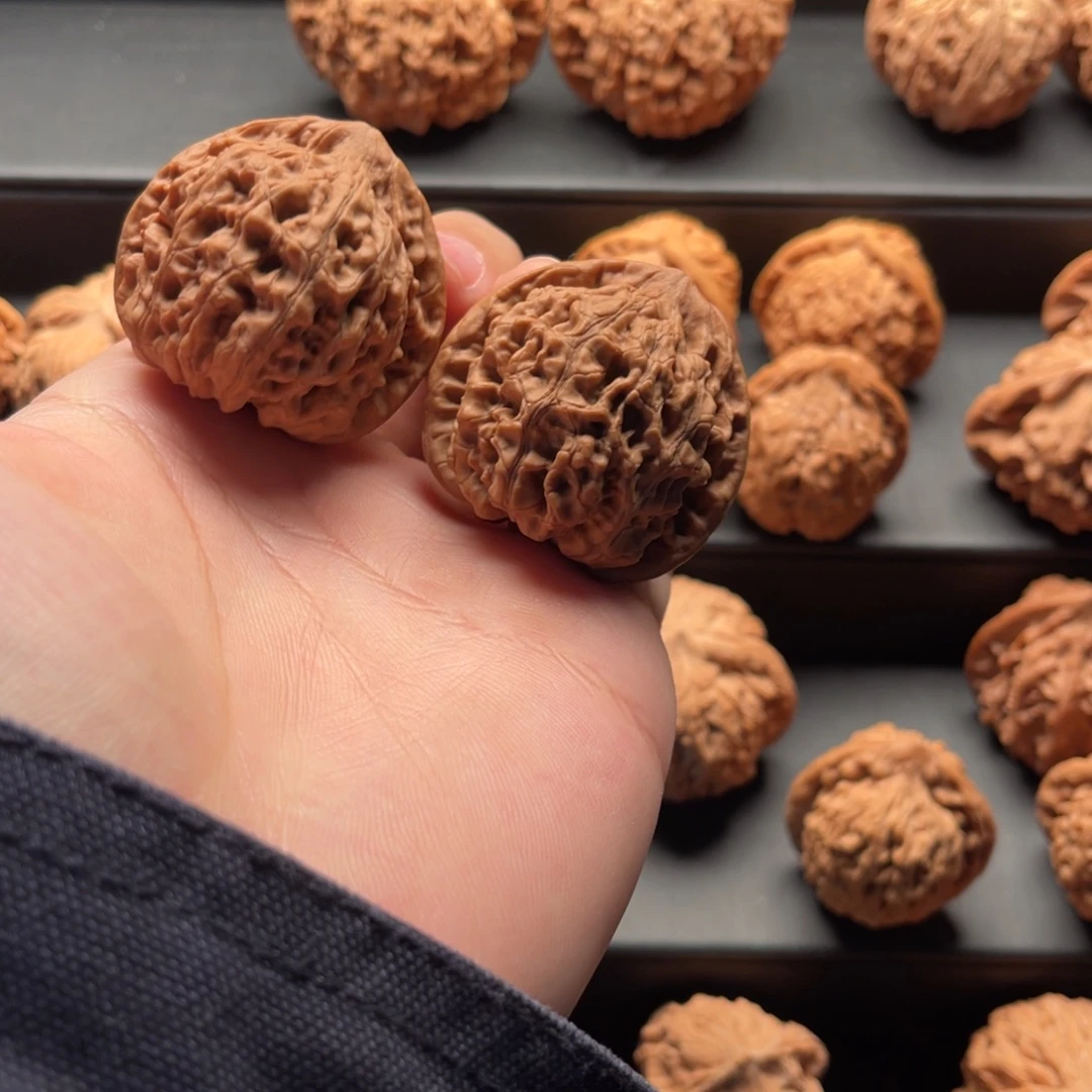 一***生文玩核桃吊坠官帽