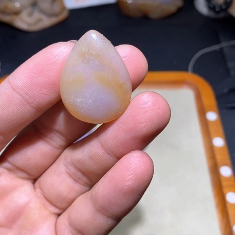 【闪购商品】硅化玉吊坠(不含链)未镶嵌